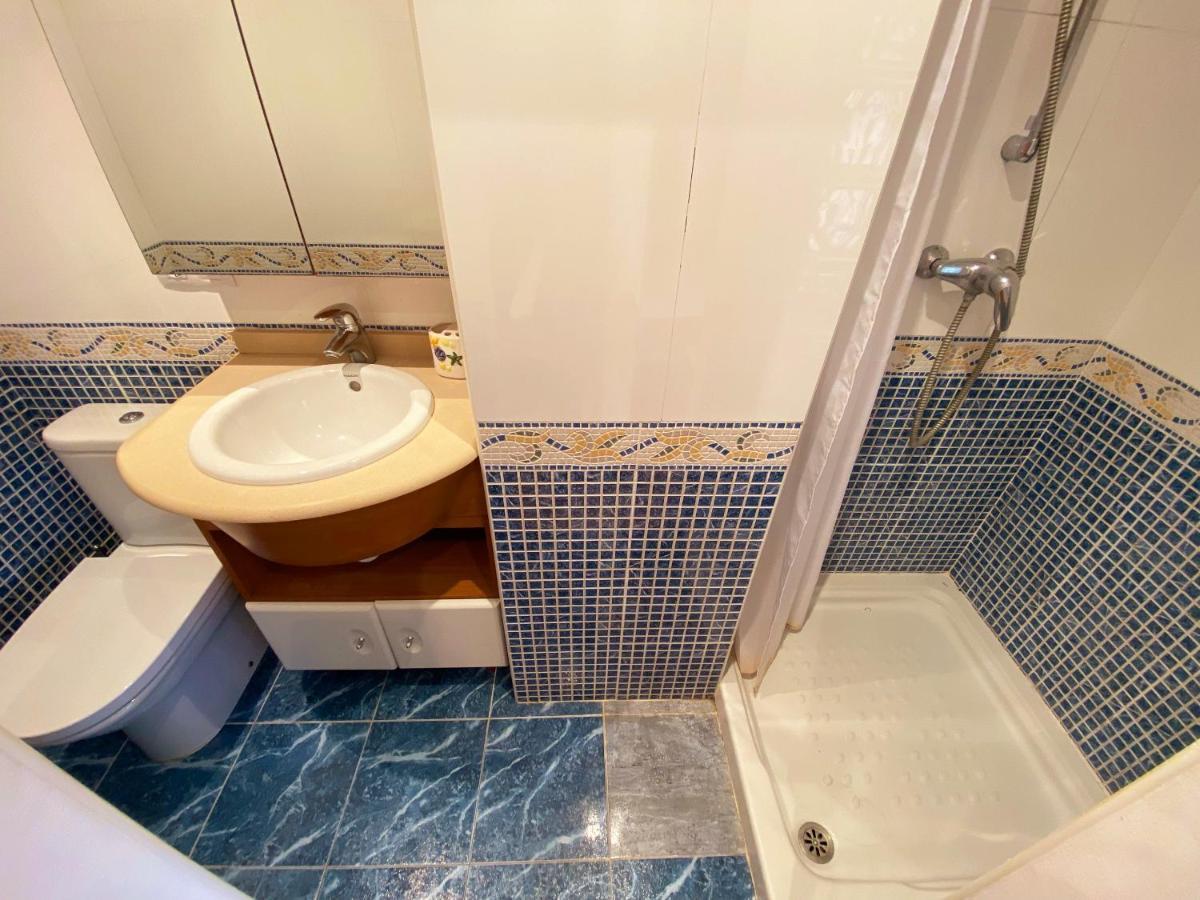 Apartament Gran Amb Parquing A 5 Min Del Centre كاليلا دو بالافروجيل المظهر الخارجي الصورة